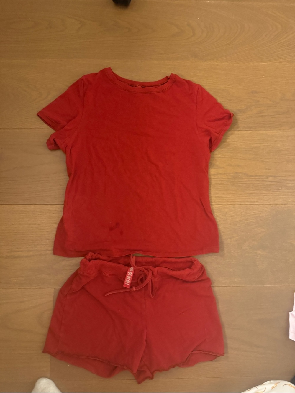 SKIMS Red Short Sleeve Pajama Set - Comfortable Two-Piece